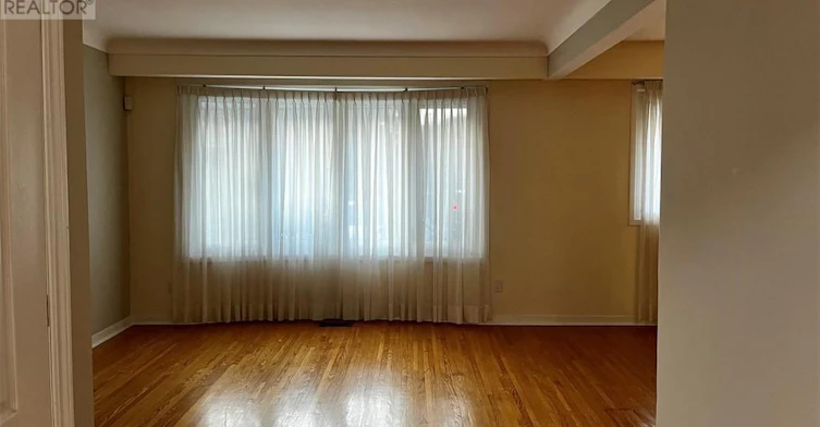 Upper-694 Niagara Street, St. Catharines, ON, L2M 3R9 - 3
