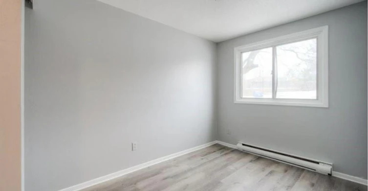 35-1200 Courtland Avenue E, Kitchener, ON, N2C 1K7 - 3