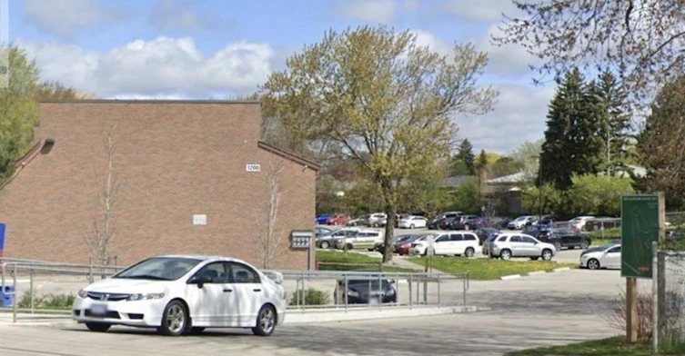 35-1200 Courtland Avenue E, Kitchener, ON, N2C 1K7