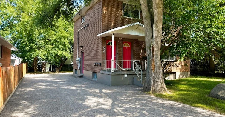 2-62 Bond Street, Kitchener, ON, N2H 4S5