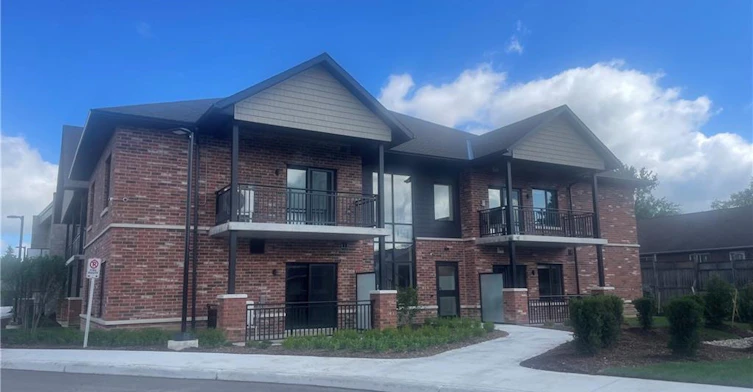 101-773 Princess Street, Wellington North, ON, N0G 2L3