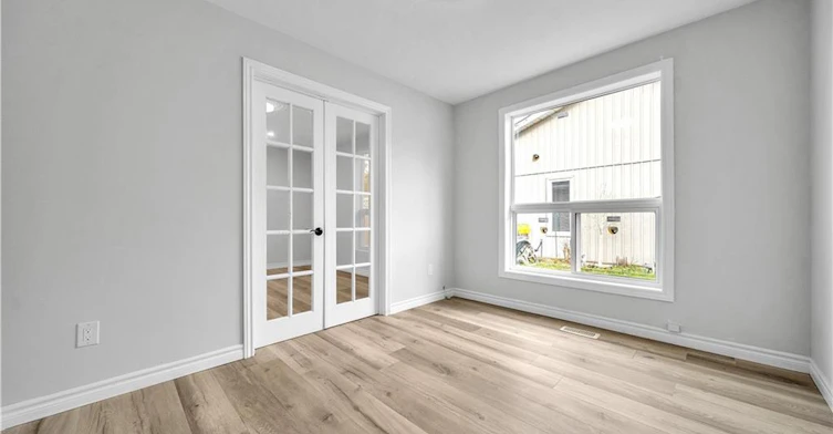 5 Centennial Drive, Brockton, ON, N0G 2V0 - 11