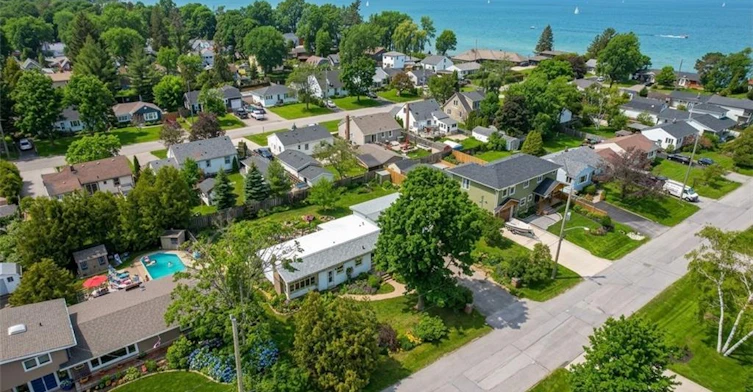 405B Bartlett Avenue, Grimsby, ON, L3M 2N5 - 2