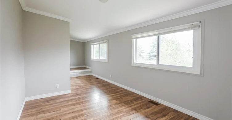 405B Bartlett Avenue, Grimsby, ON, L3M 2N5 - 11