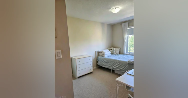 9-6 Chestnut Drive, Grimsby, ON, L3M 0B6 - 10