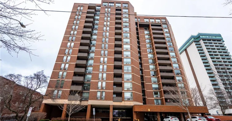 305-222 Jackson Street W, Hamilton, ON, L8H 4S9