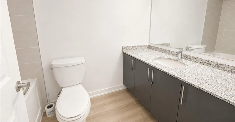 32-205 West Oak Trail, Kitchener, ON, N2R 0R9 - 7