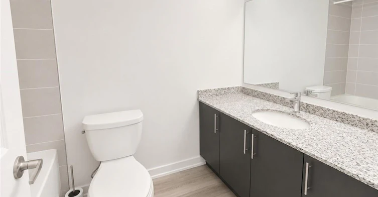 32-205 West Oak Trail, Kitchener, ON, N2R 0R9 - 8