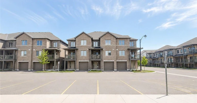 32-205 West Oak Trail, Kitchener, ON, N2R 0R9 - 11