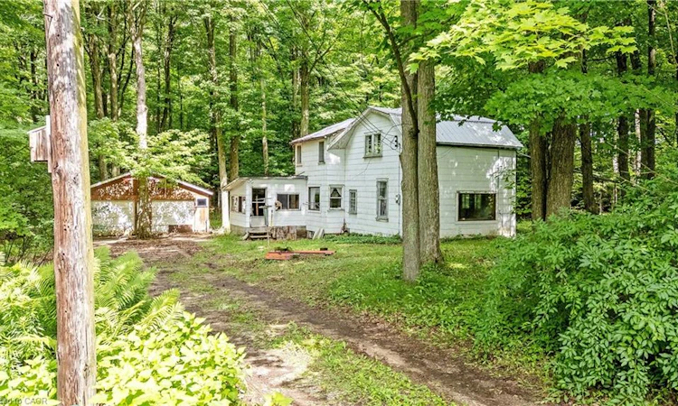 2529 Campbellville Road