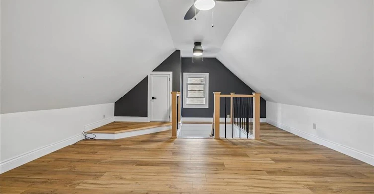 25 Ottawa Street S, Hamilton, ON, L8K 2C9 - 24