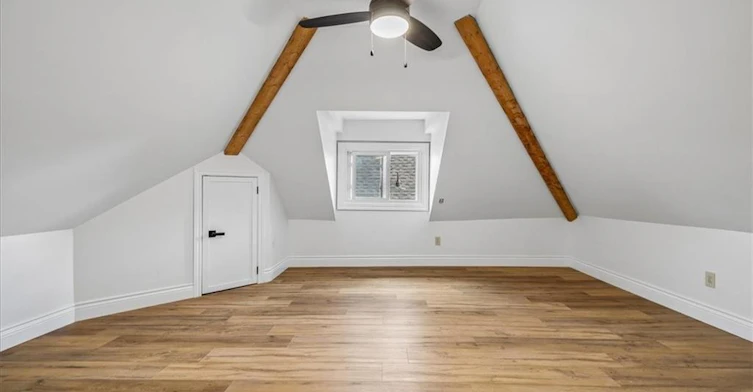 25 Ottawa Street S, Hamilton, ON, L8K 2C9 - 26