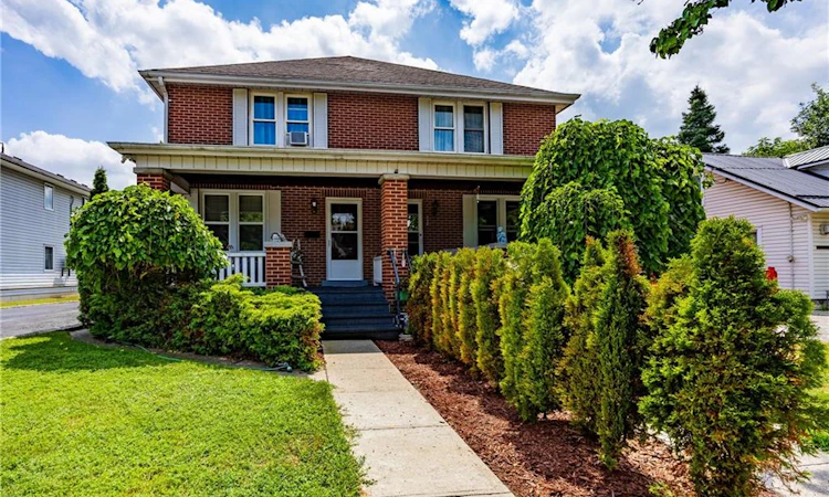 112 Talbot Road