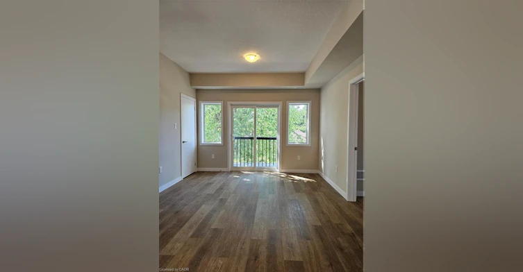 2-721 Dolph Street N, Cambridge, ON, N2H 5A1 - 4