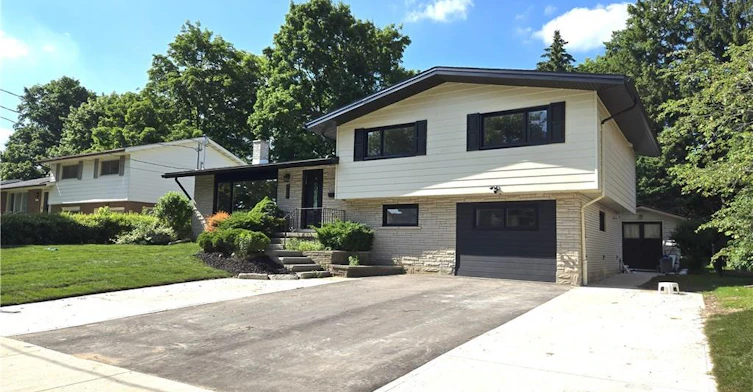 4-404 Forest Hill Drive, Kitchener, ON, N2M 4H4 - 2
