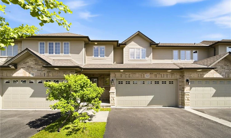 32-441 Stonehenge Drive