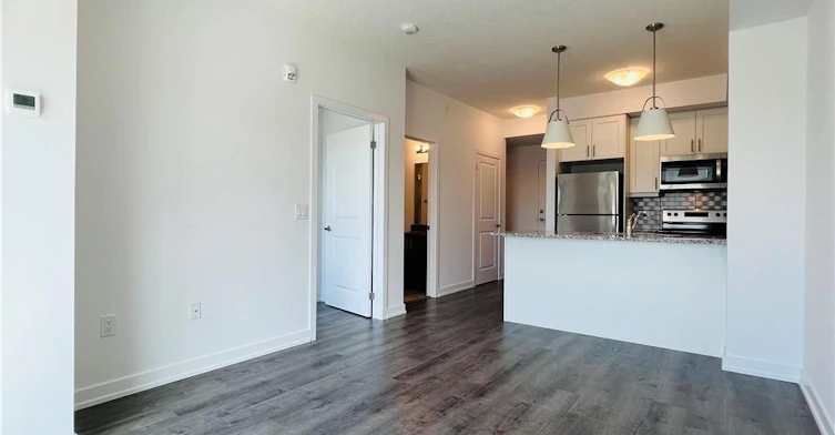403-5055 Greenlane Road, Lincoln, ON, L0R 1B3 - 5