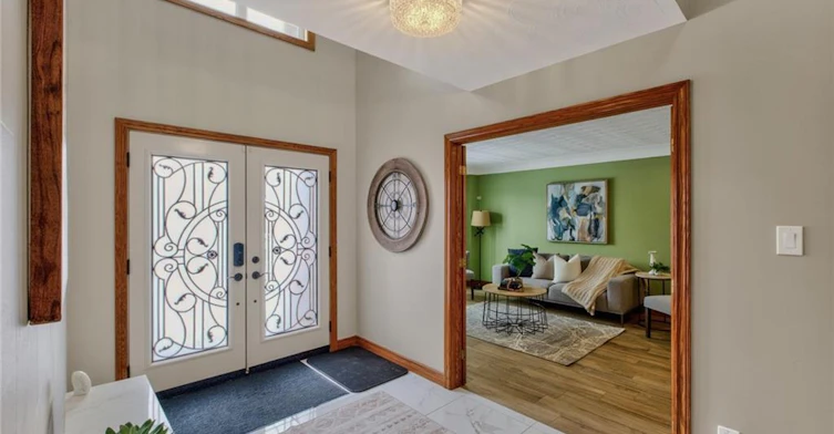 41 Candor Crescent, Hamilton, ON, L8E 4X6 - 3