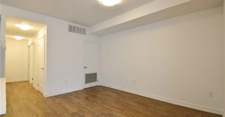 D1-10 Palace Street, Kitchener, ON, N2E 0J3 - 6