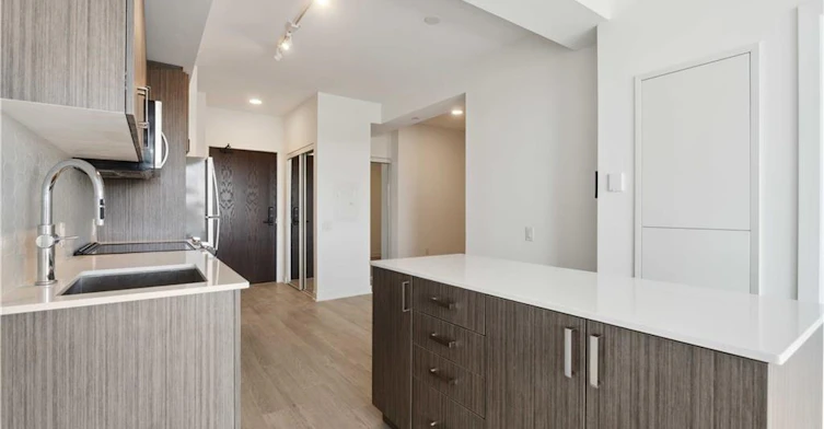 1302-2782 Barton Street E, Hamilton, ON, L8E 2J8 - 12