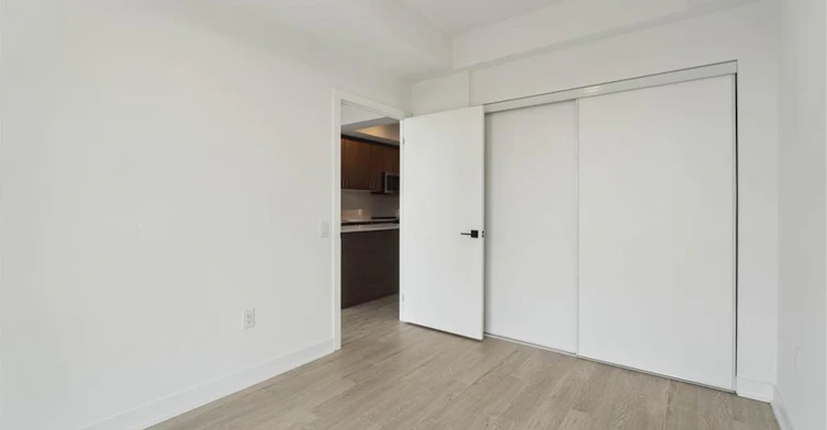 1302-2782 Barton Street E, Hamilton, ON, L8E 2J8 - 17