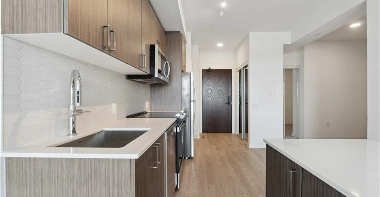 1302-2782 Barton Street E, Hamilton, ON, L8E 2J8 - 11