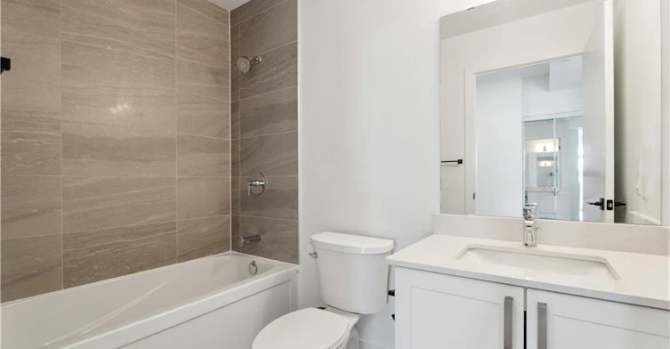 1302-2782 Barton Street E, Hamilton, ON, L8E 2J8 - 18