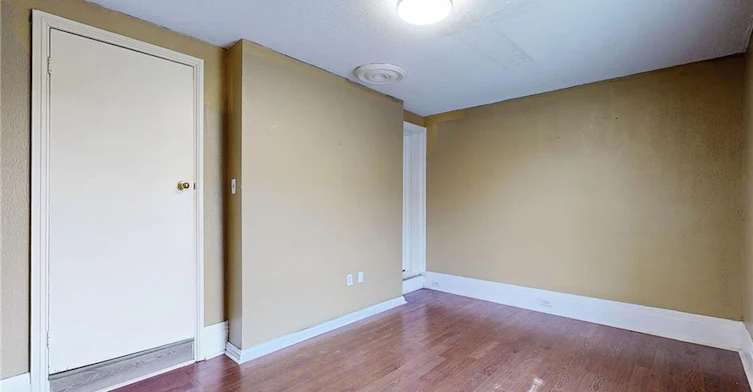 15 Colborne Street E, Oshawa, ON, L1G 1M1 - 22