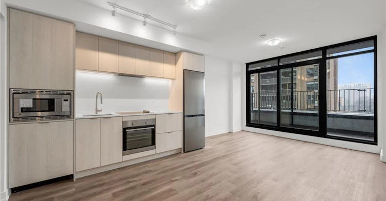 526-1 Jarvis Street, Hamilton, ON, L8L 2H7 - 3