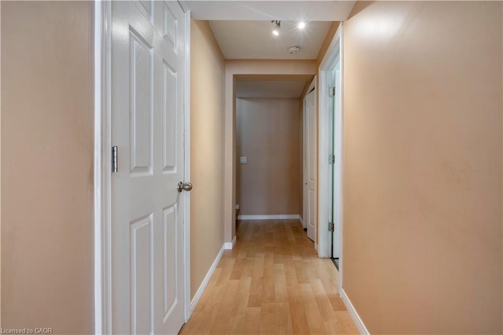 Lower-592 Bonavista Drive, Waterloo, ON, N2K 4B3 - 10
