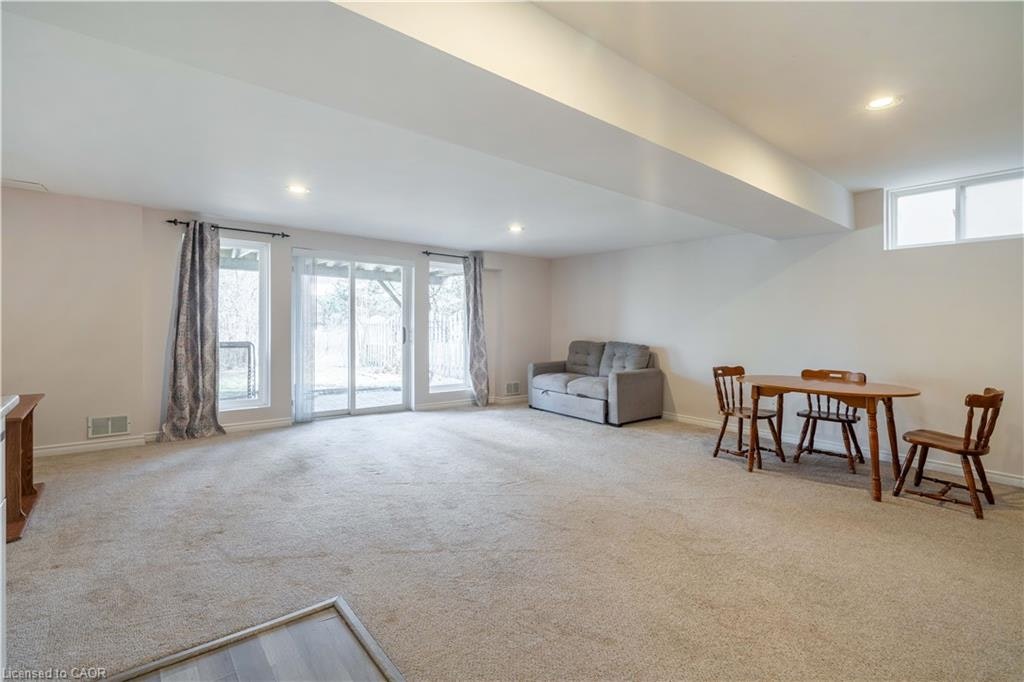 Lower-592 Bonavista Drive, Waterloo, ON, N2K 4B3 - 9