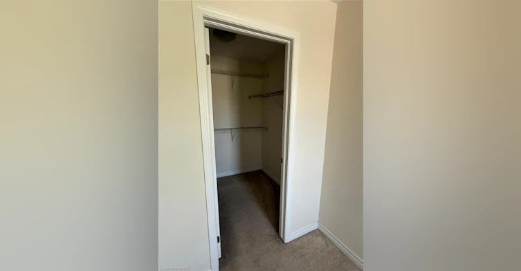 UPPER-63 Ridge Road, Cambridge, ON, N3E 0C6 - 12