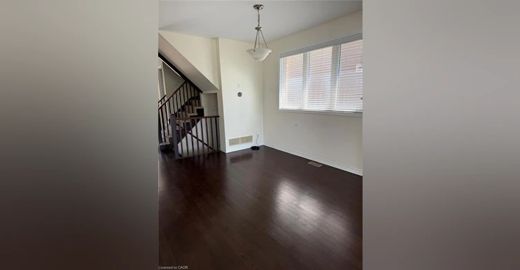 UPPER-63 Ridge Road, Cambridge, ON, N3E 0C6 - 3