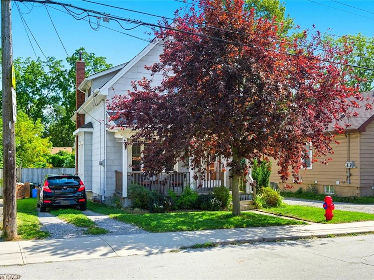 157 East 5th Street, Hamilton, ON, L9A 2Z7 - 3