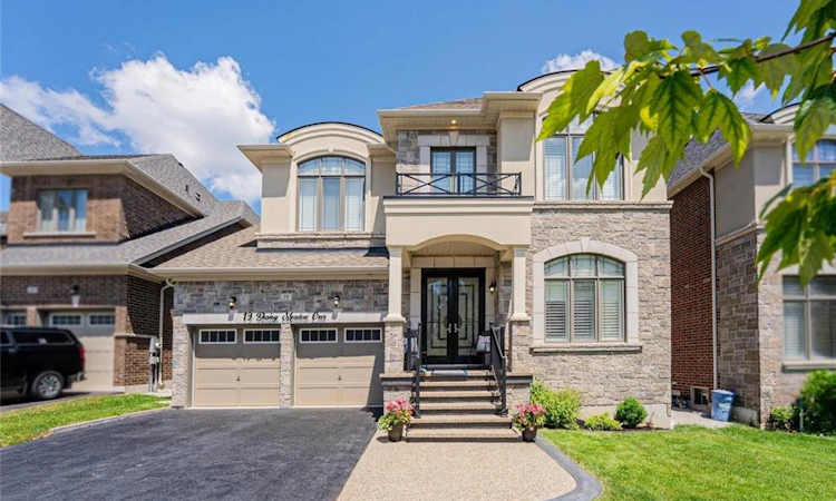 19 Daisy Meadow Crescent