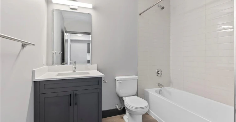 107-773 Princess Street, Wellington North, ON, N0G 2L3 - 9