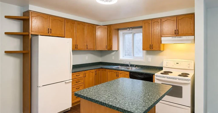 321 Sable Court W, Waterloo, ON, N2K 3Z4 - 7