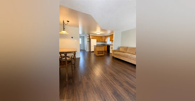 321 Sable Court W, Waterloo, ON, N2K 3Z4 - 5