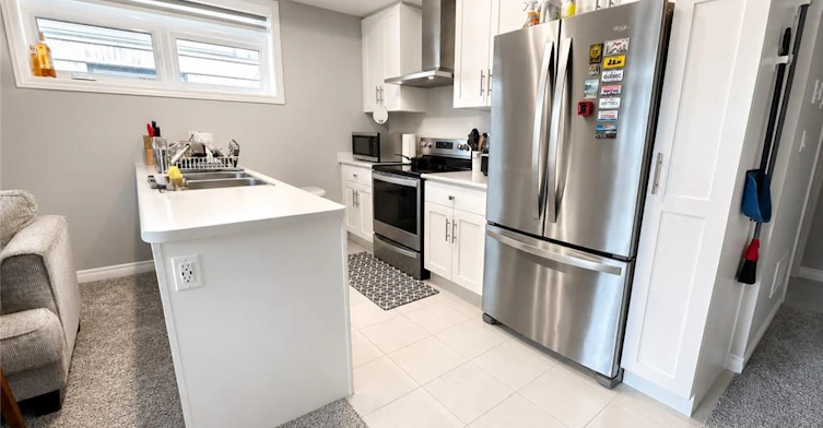 82 Lomond Lane, Kitchener, ON, N2R 0T6 - 3