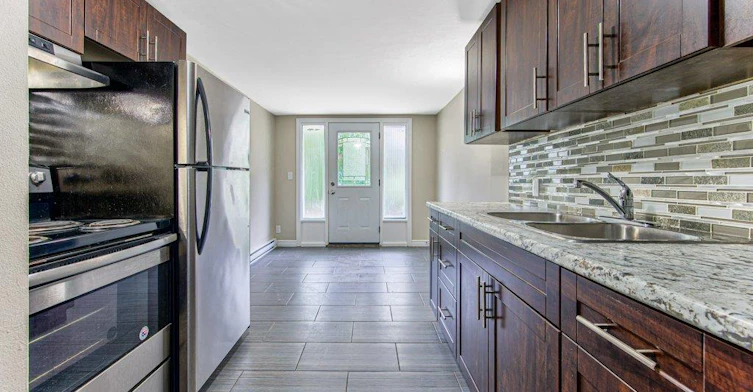 17-326 Erb Street W, Waterloo, ON, N2L 1W3 - 5