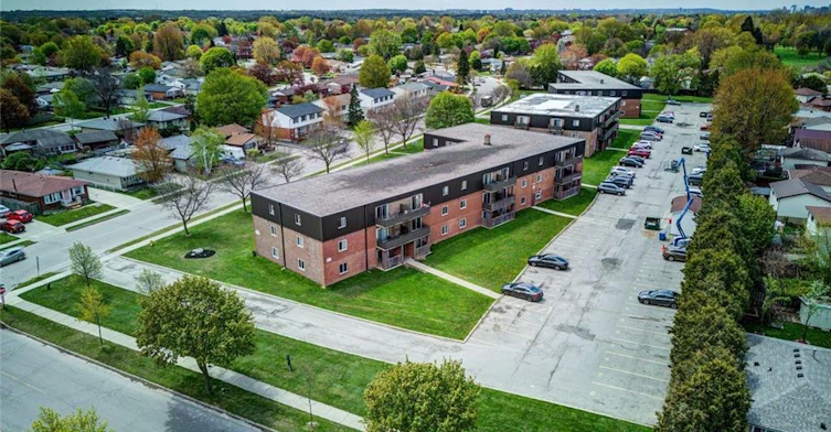 307-390 Admiral Drive, London, ON, N5V 3C2 - 2