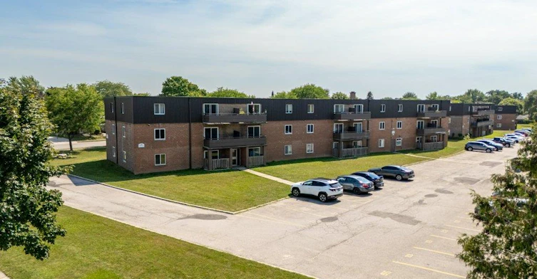 205-390 Admiral Drive, London, ON, N5V 3C2 - 3