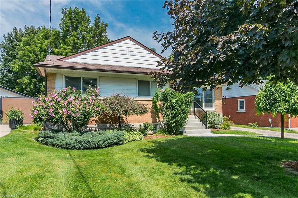 210 Dawson Street, Waterloo, ON, N2L 1S4