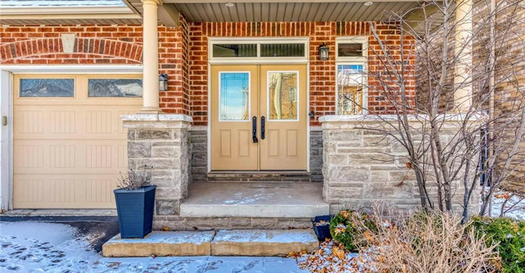2492 Chaplin Road, Oakville, ON, L6H 0A4 - 2