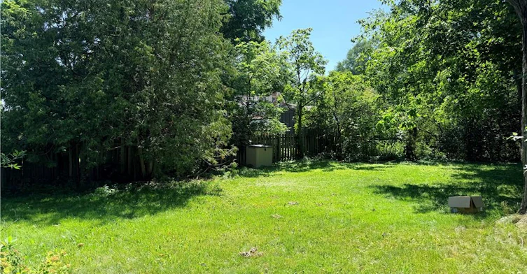 201 Lourdes Street, Waterloo, ON, N2L 1N8 - 18