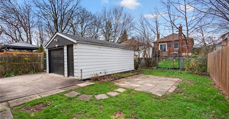 Lower-698 Upper Sherman Avenue, Hamilton, ON, L8V 3M6 - 22
