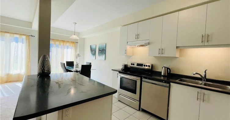 11 Sharp Drive, Hamilton, ON, L9K 0J9 - 3