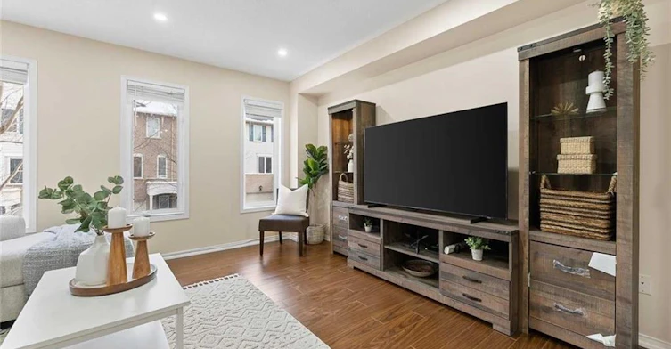 25-50 Mcgonigal Lane, Ajax, ON, L1T 4G9 - 2
