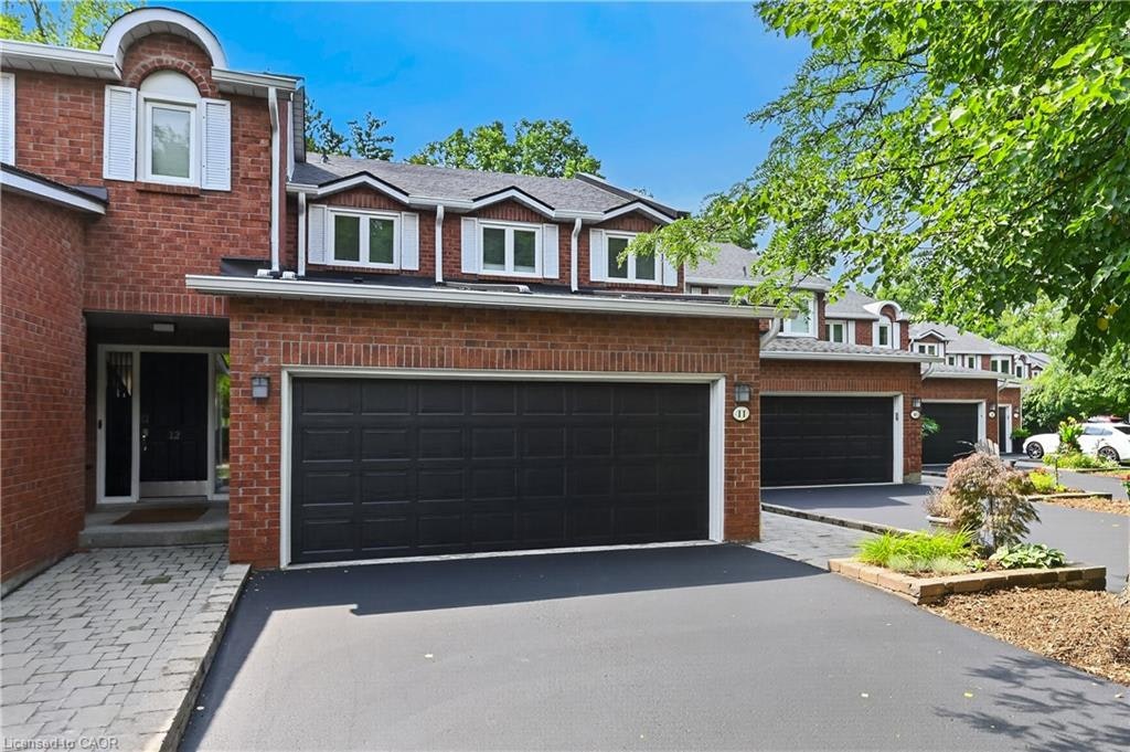 11-151 Mcniven Road, Hamilton, ON, L9G 4S7