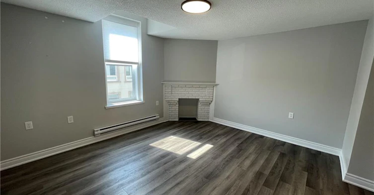 204-69 East Main Street, Welland, ON, L3B 3W4 - 3